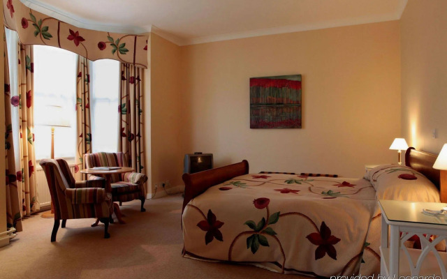 The Green Hotel Golf Resort