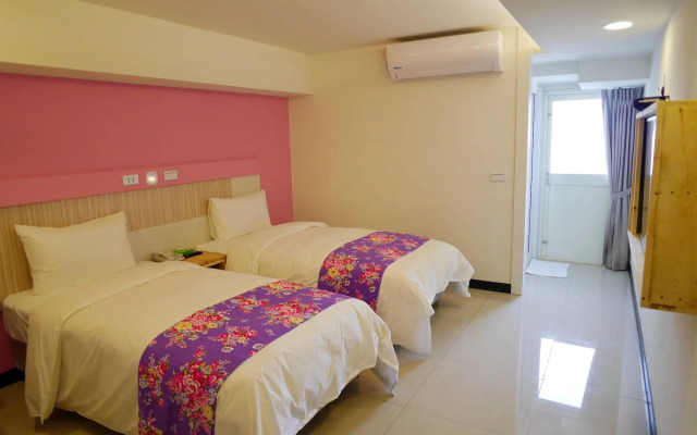 Good Night Hotel