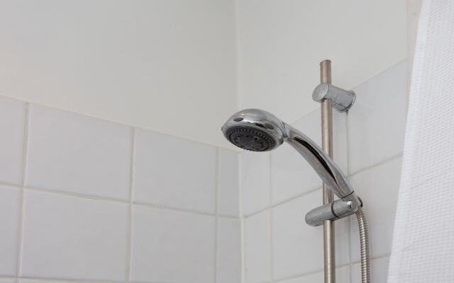 1 Bedroom Apartment in Putney Sleeps 2