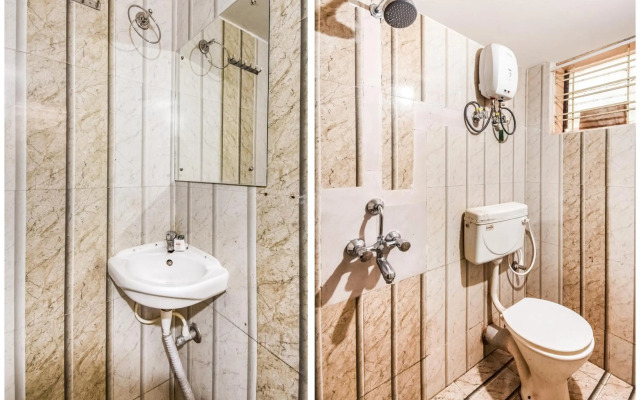 OYO 48557 Tm Delights