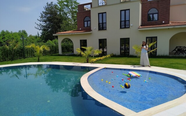 Sapanca Villa Natura Gol Evi