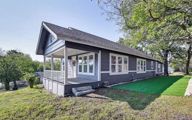 Near Campus & Casino: Family-friendly Durant Home!