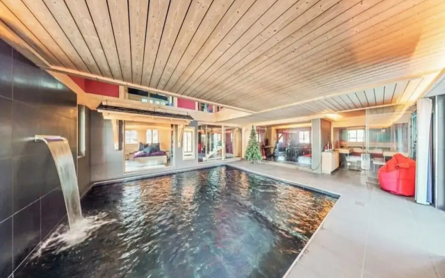 Beautiful Modern Chalet in the Gstaad Region