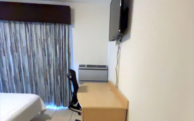South River Suites
