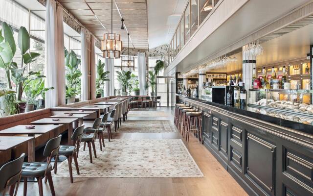 NH Collection Madrid Suecia