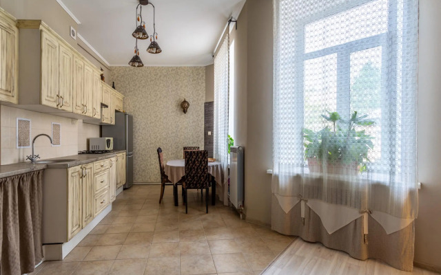 Апартаменты на улице Кирилловская 6