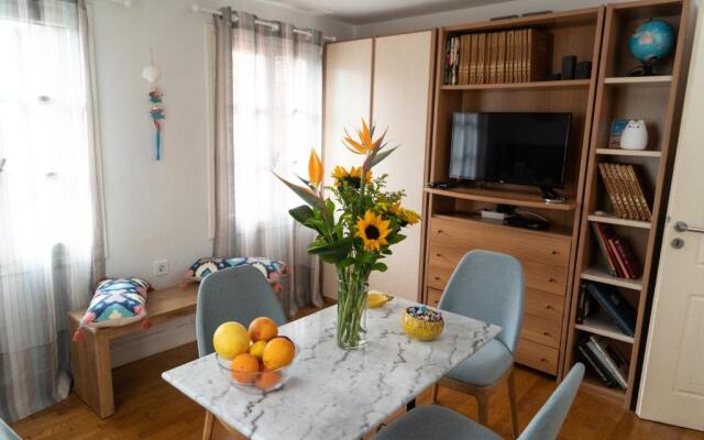 Kallisti stone house apartment