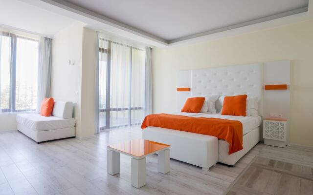 Hotel Perla Beach Luxury