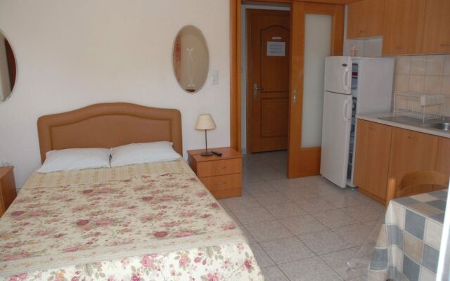 Anestis Apartments