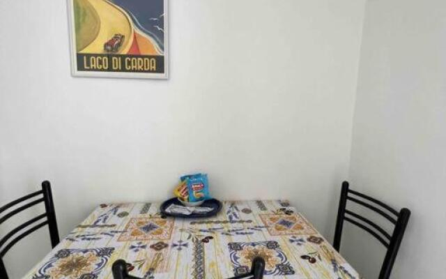 Entire home/flat 5min from Lake Garda