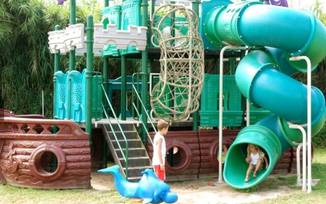 Italian Holidays Mobile house in Ameglia