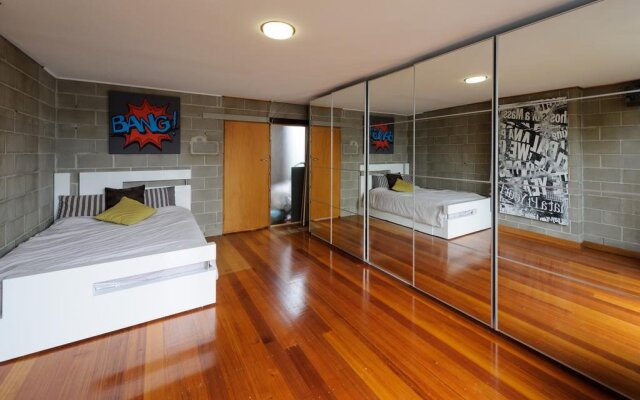 Retro House