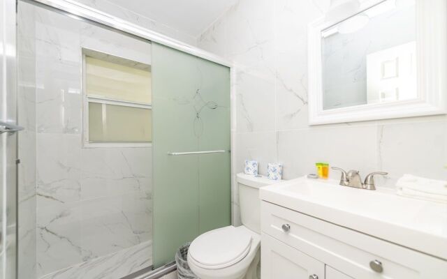 Sofi Beach Apartment