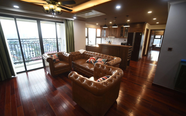 D' Le Roi Soleil Luxury Apartment Wesstlake