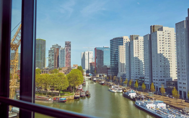 Mainport Hotel Rotterdam, a Hilton Affiliate Hotel
