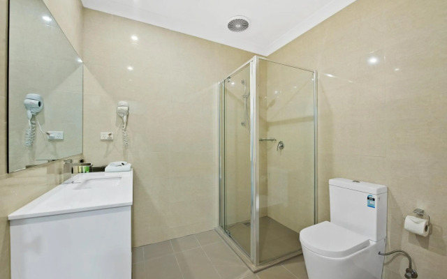 Comfort Hotel Dandenong