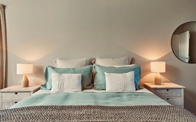 Kanuka Terrace - The Little Black House – Guest Rooms – Kaikoura