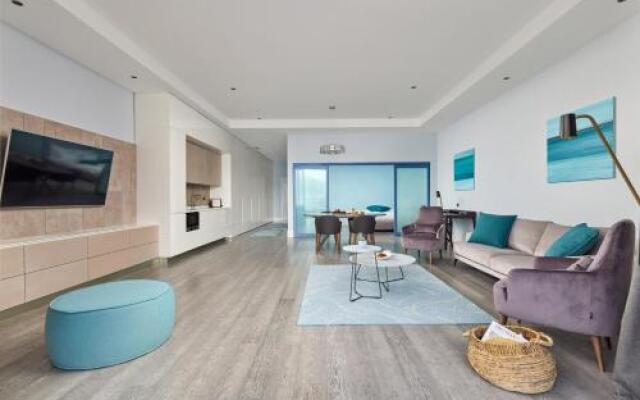 La Perla Hotel & Villas