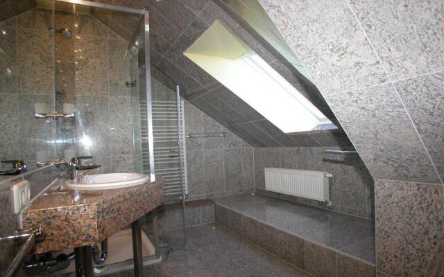 Reet-Maisonete-Hausteil-Sonnenkamp