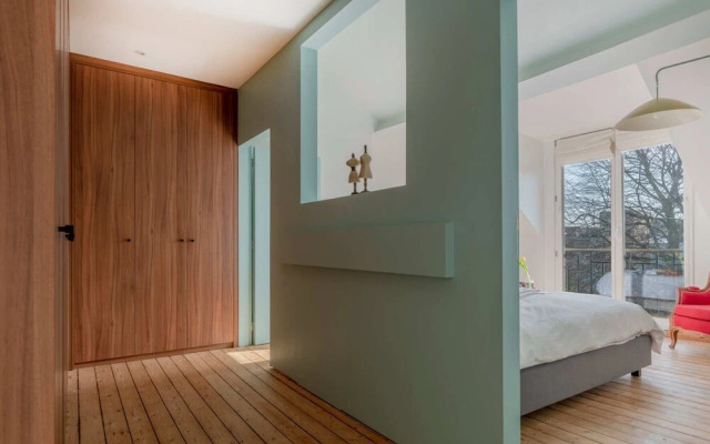 Brugmann Royal Residence