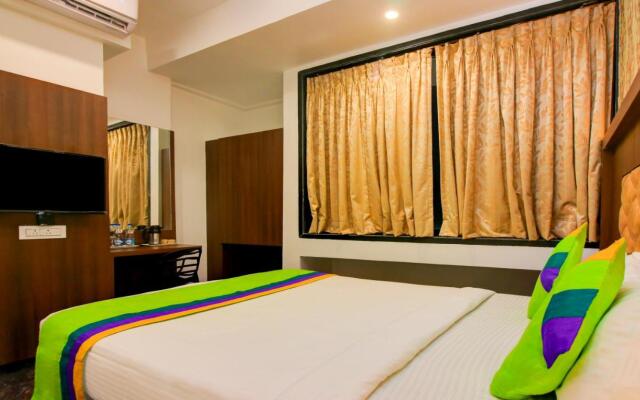 Treebo Arvind Residency