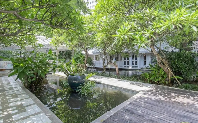 Royal Riverside Villa River View Suite