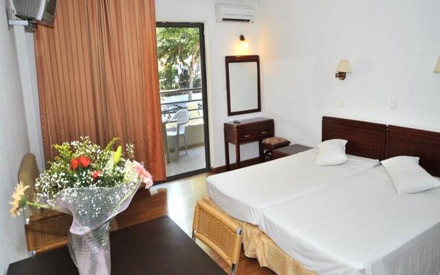 Santa Marina Hotel Apartments