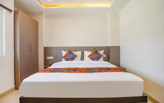 Fabhotel Athasri Inn