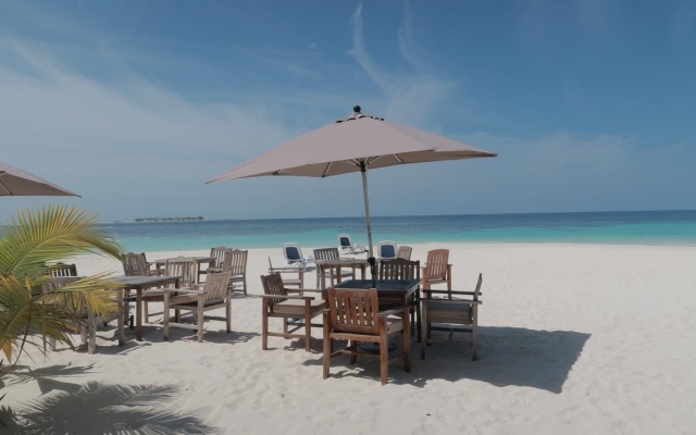 Eriyadu Island Resort