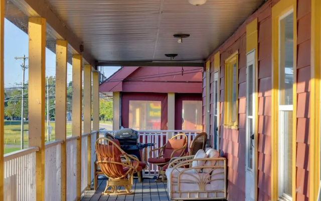 Balcony + Scenic Views: Chautauqua Lake Retreat