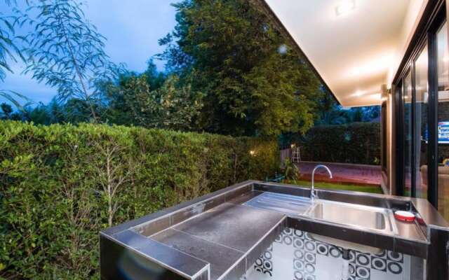 Picha Valley Pool Villa