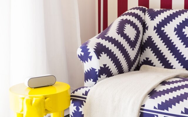 ALTIDO Trendy chic studio in Alfama, 4mins to Santo Estêvão Belvedere viewpoint