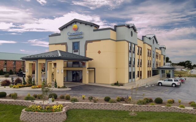 Comfort Inn & Suites