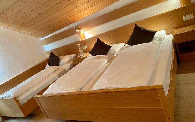 Garni Hotel Tauber