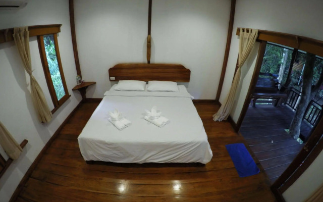 Baan Khao Sok Resort