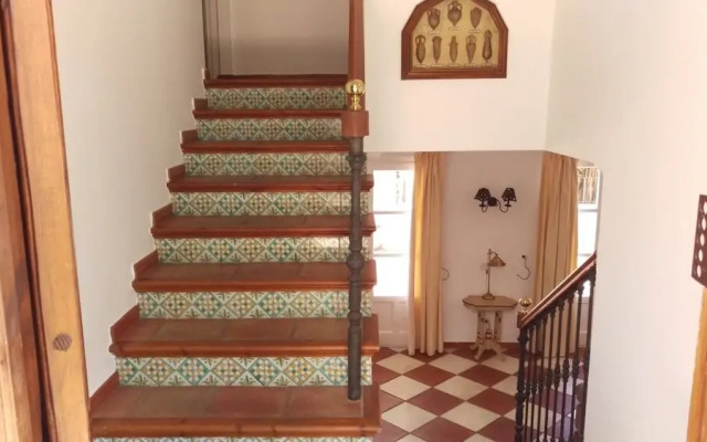 Spacious Family Benahavis Retreat