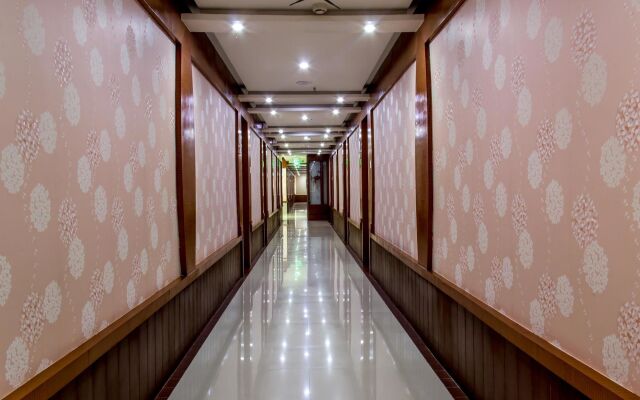 OYO 1489 Hotel Diamond's Pearl