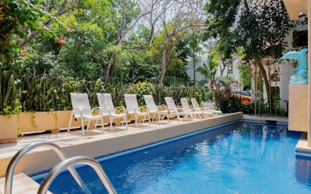 Casa Quetzali 4 Bedroom Home by RedAwning