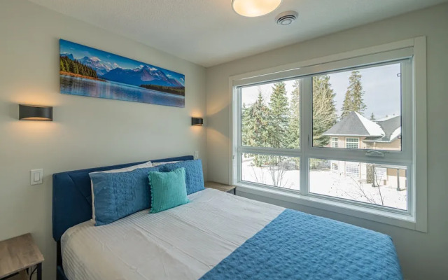 Skyline-Townhouse Combo-AC-Pool-Hot Tub