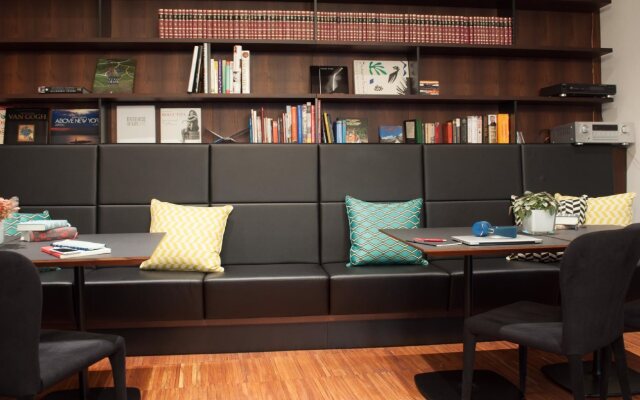 Hotel Mrak 4*