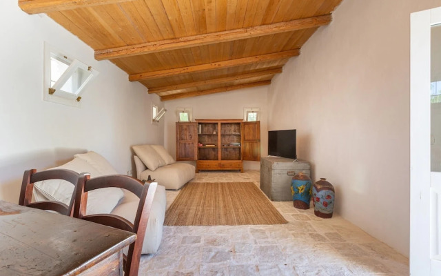 2410 Tenuta dei Fragni by Perle di Puglia