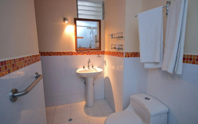 Hotel Plaza Versalles