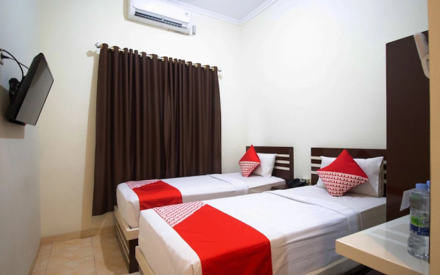 OYO 765 Wisma Andalas Asri Syariah
