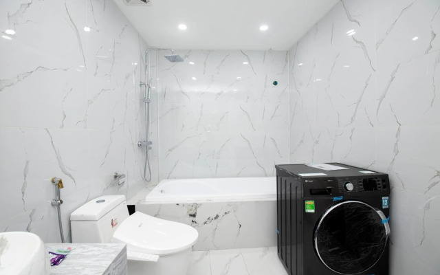 Sumitomo Tower-1 Bed Apartment & Hotel