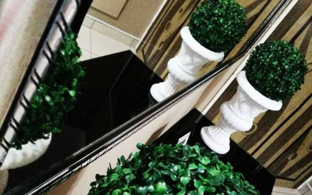 Willow Manor Brits Guest House