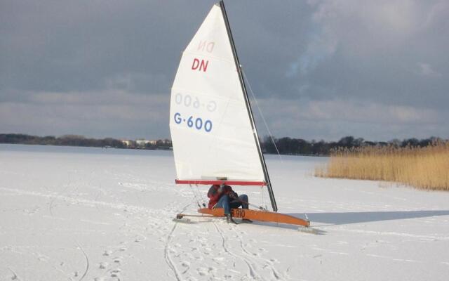 Ferienwohnungen Am Seeufer 11
