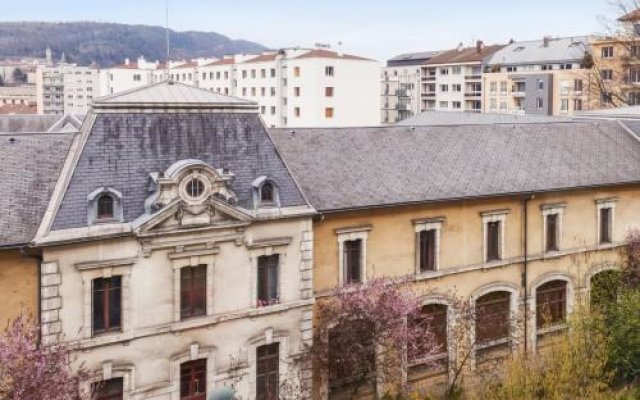 Large and cosy flat at the heart of Annecy 5 min to the Old Town - Welkeys