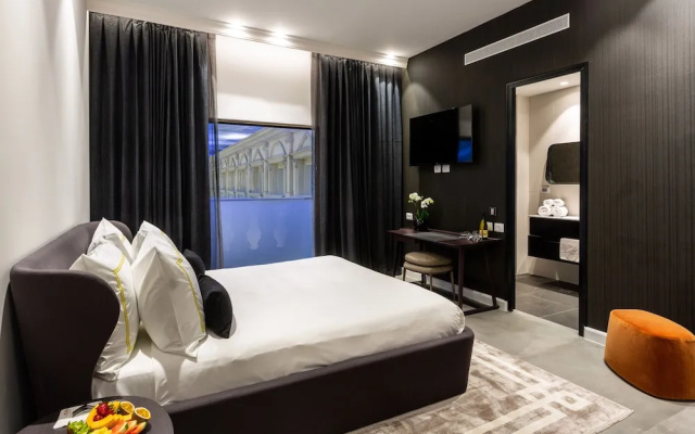 Dhotel
