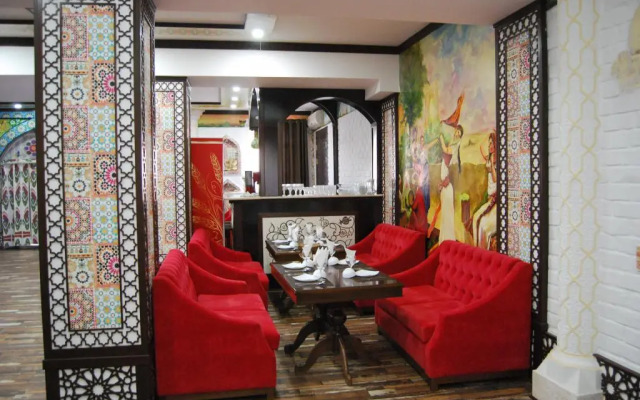 Отель Kesh Palace