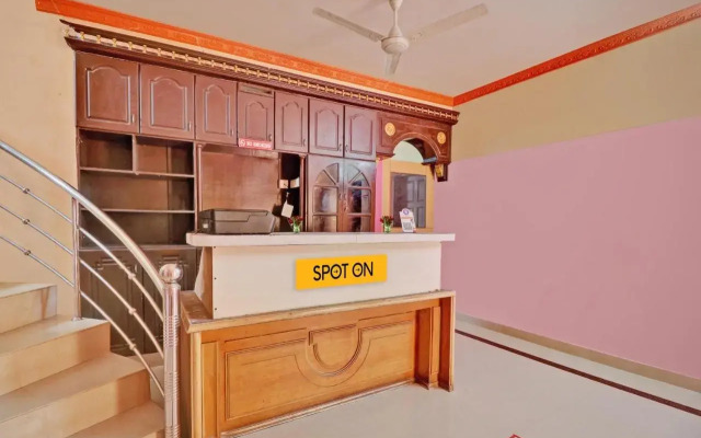 SPOT ON 93328 Dreams Villas
